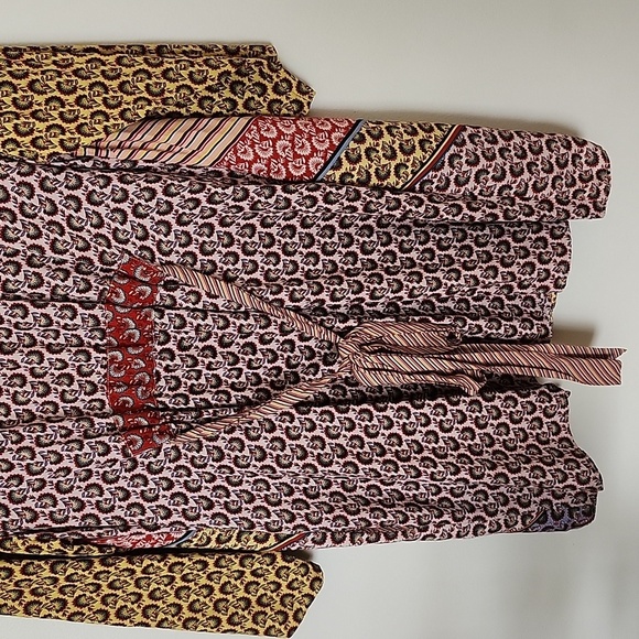 Cabi Mixed Media Open Front Cardigan Flare Sleeve 3/4 Length, Waist Tie, Floral - Picture 8 of 8